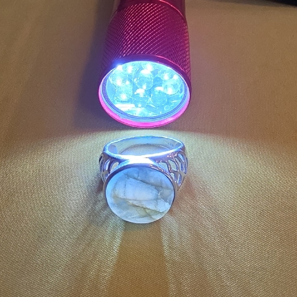 Vintage Ring Features A Large, Round Labradorite … - image 2